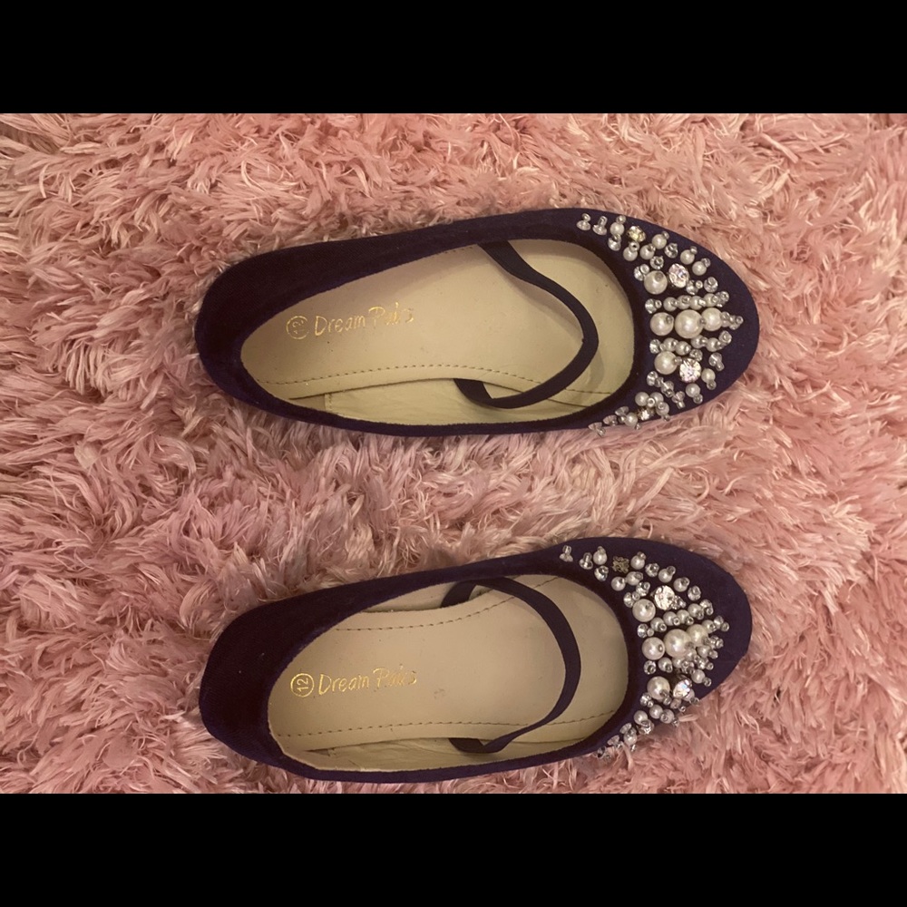 Little girls size 12 Holiday navy velvet shoes
